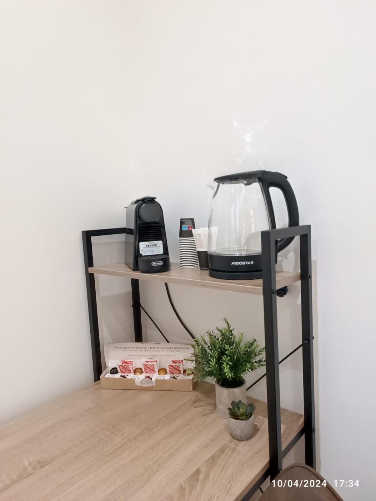 Be-c0 New Double Guest house